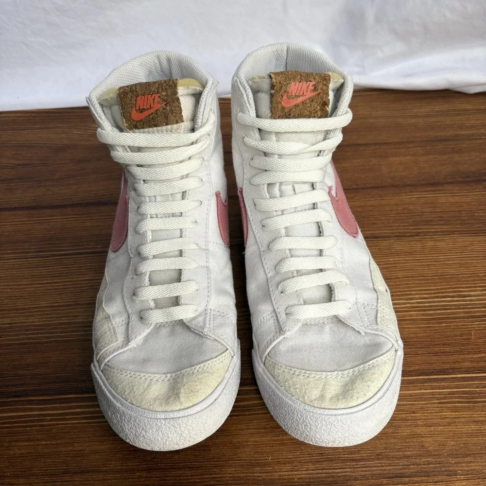 Nike Blazer Mid '77 Catechu Women's‎ Size 7.5 Used